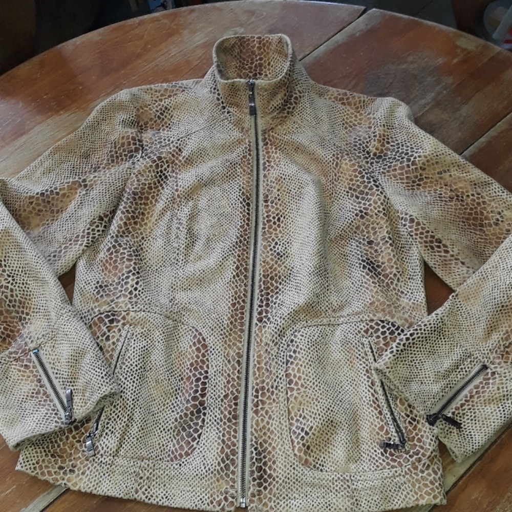 Faux snake skin jacket Dialogue  Medium